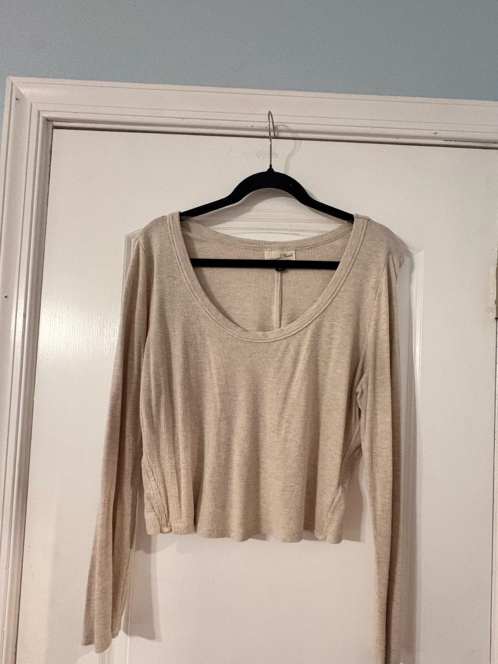 Universal Thread Beige Long Sleeve Scoop Neck Crop Top